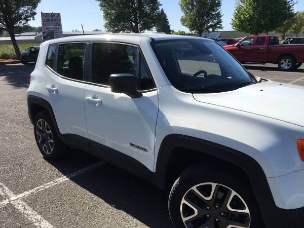 2018 Jeep Renegade Sport for sale in Ridgefield, OR – photo 3