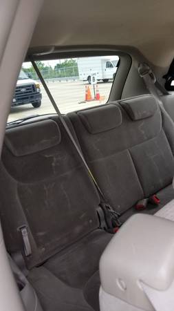 $6499/ EXCELLENT / 2007 TOYOTA SIENNA CE/LE /MINT(VIN:... for sale in Lombard, IL – photo 2