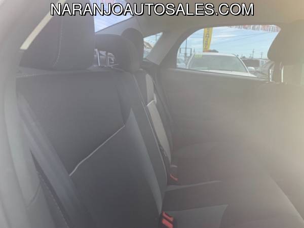 2012 Ford Focus 4dr Sdn SE **** APPLY ON OUR WEBSITE!!!!**** for sale in Bakersfield, CA – photo 11