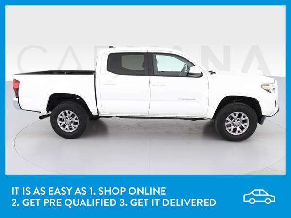2018 Toyota Tacoma Double Cab TRD Sport Pickup 4D 5 ft pickup White for sale in Chicago, IL – photo 10