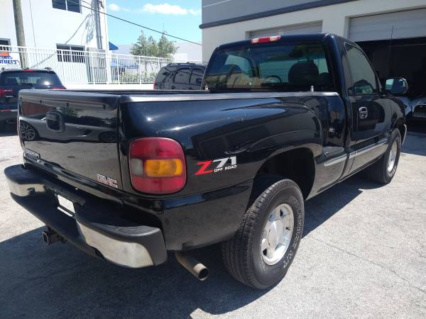 GMC Sierra 4x4 great condition - - by dealer - vehicle for sale in Boca Raton, FL – photo 4