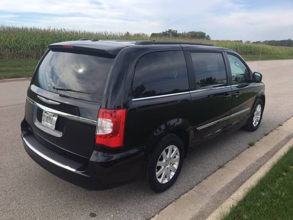 2014 Chrysler Town & Country Touring for sale in Black Creek, WI – photo 8