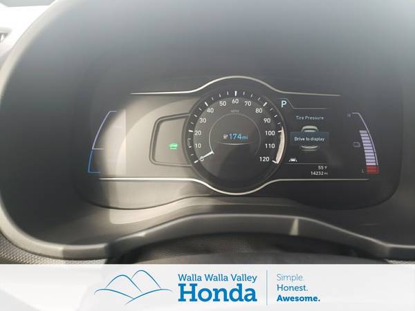 2020 Hyundai Kona EV SEL suv Ceramic Blue w/White Roof - cars & for sale in College Place, WA – photo 15