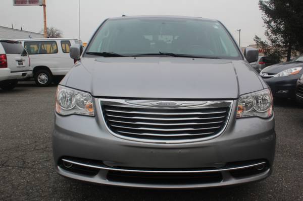 2016 Chrysler Town Country 4dr Wgn Touring - - by for sale in Trevose, PA – photo 2