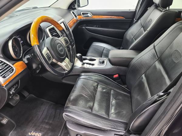 2012 Jeep Grand Cherokee Overland! 4WD! Nav! Moon! Htd & Cld Seats! for sale in Suamico, WI – photo 7