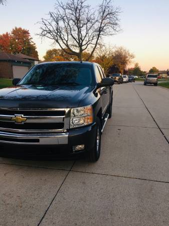 Chevy Silverado pickup 1500 for sale in Sterling Heights, MI – photo 18