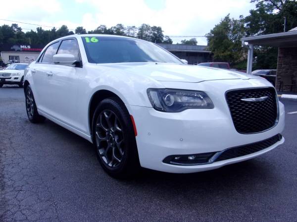 2016 Chrysler 300 S AWD Loaded (Low Miles) for sale in Georgetown, OH