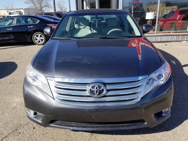 2011 Toyota Avalon limited Fargo for sale in Fargo, ND – photo 3