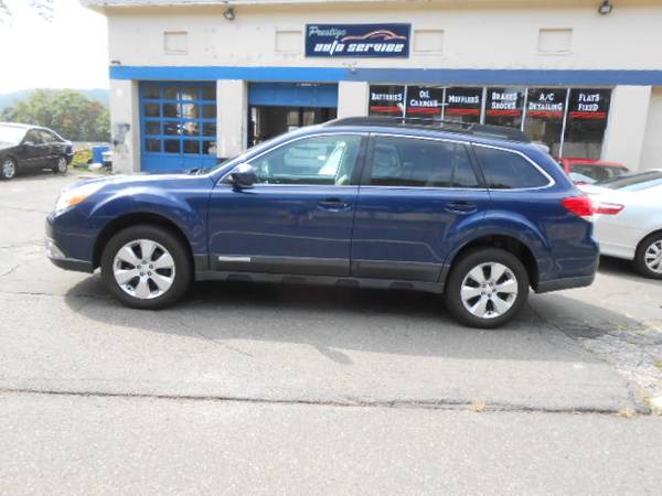 2011 Subaru Outback 2 5i Limited Wagon 1 Owner Excellent Condition! for sale in Seymour, NY – photo 5