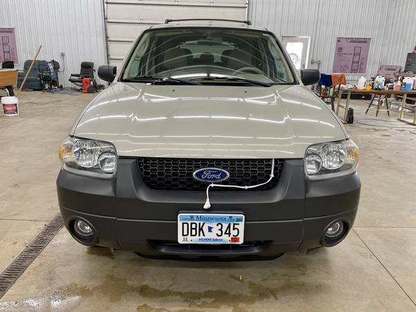 2005 Ford Escape XLT 4WD/72K Miles/2-Owner/Very Nice - cars & for sale in South Haven, MN – photo 8
