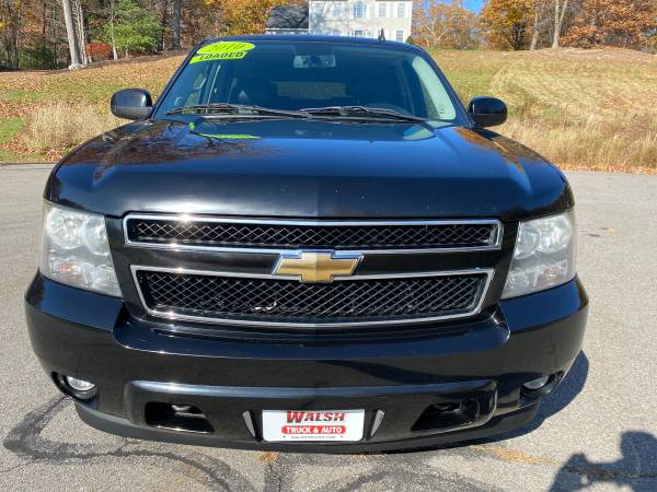 ** 2010 CHEVY TAHOE FULLY LOADED 4X4 SUV ** - cars & trucks - by... for sale in Plaistow, MA – photo 2