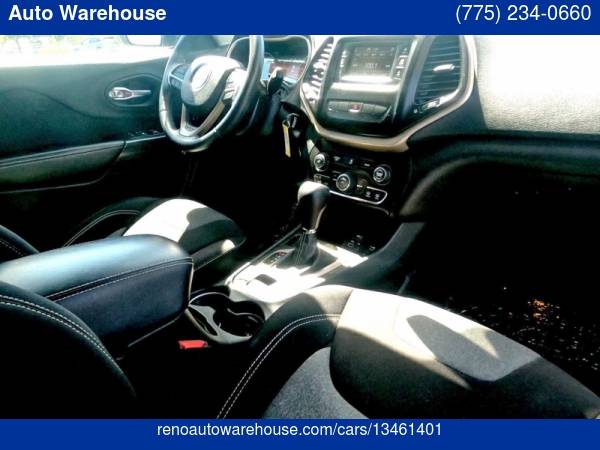 2014 Jeep Cherokee FWD 4dr Latitude - cars & trucks - by dealer -... for sale in Reno, NV – photo 15