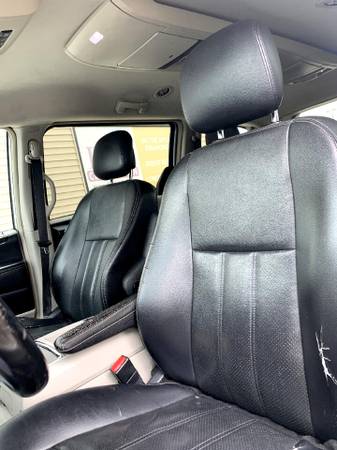 2012 Chrysler Town & Country 4dr Wgn Touring - - by for sale in Chesaning, MI – photo 17