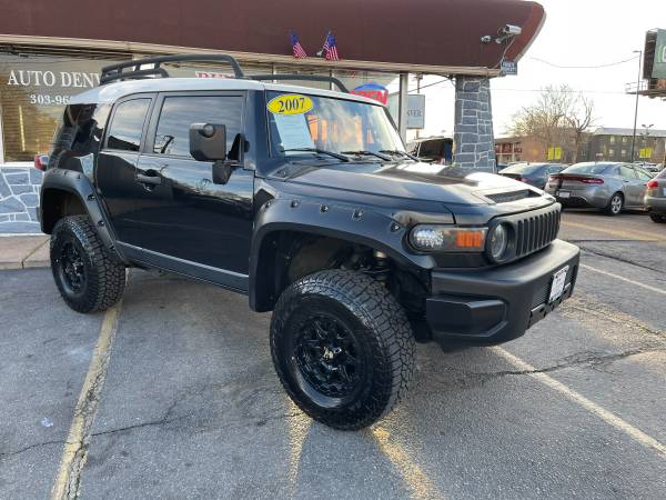 2007 Toyota FJ Cruiser 4WD Clean Title Excellent Condition - cars & for sale in Denver , CO – photo 6