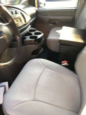 2006 e250 van for sale in STATEN ISLAND, NY – photo 3