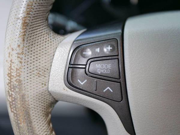 2012 Toyota Sienna 1 OWNER, AWD, BACKUP CAMERA, HEATED SEATS for sale in Massapequa, NY – photo 20