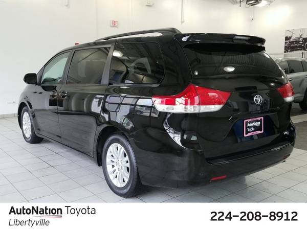 2011 Toyota Sienna XLE SKU:BS006488 Regular for sale in Libertyville, IL – photo 8