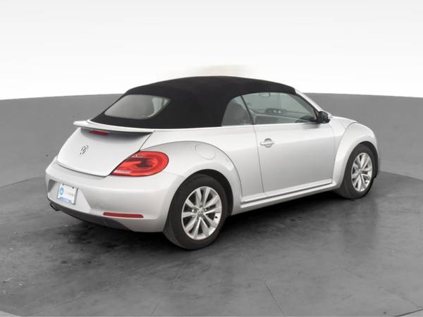 2014 VW Volkswagen Beetle TDI Convertible 2D Convertible Silver - -... for sale in Chicago, IL – photo 11