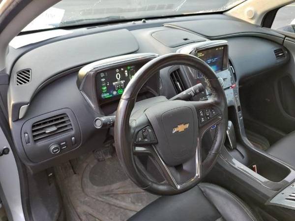 2014 Chevrolet Volt hatchback Base - Chevrolet Silver Ice Metallic for sale in Green Bay, WI – photo 4