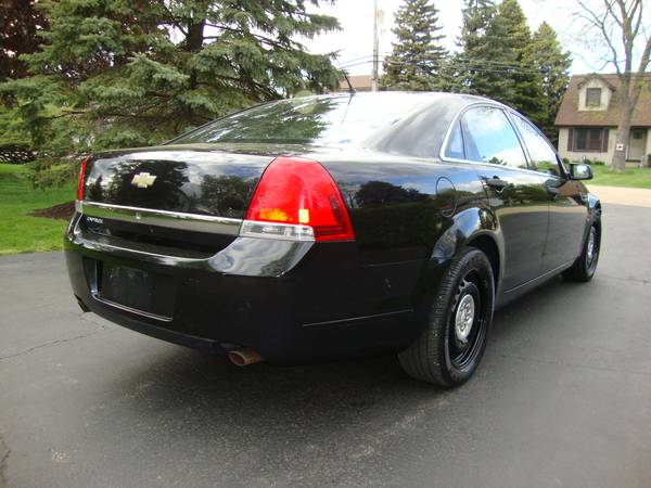 2011 Chevy Caprice Police Interceptor (Low Miles/6 0 Engine/1 Owner) for sale in Deerfield, IL – photo 5