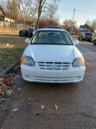 Hyundai accent 2004 - cars & trucks - by owner - vehicle automotive... for sale in Wichita, KS – photo 3
