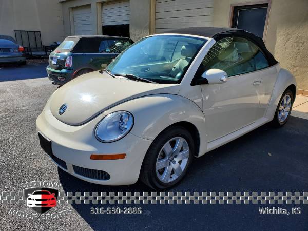 2007 Volkswagen Beetle Convertible - New Top, Leather, Low Miles!! -... for sale in Wichita, OK – photo 5