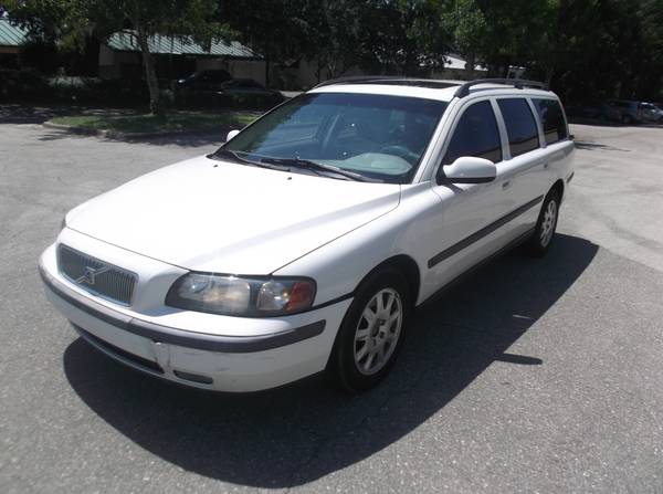CASH SALE!--GREAT CAR!!!!!-2002 VOLVO V-70-WAGON $1995 for sale in Tallahassee, FL – photo 2