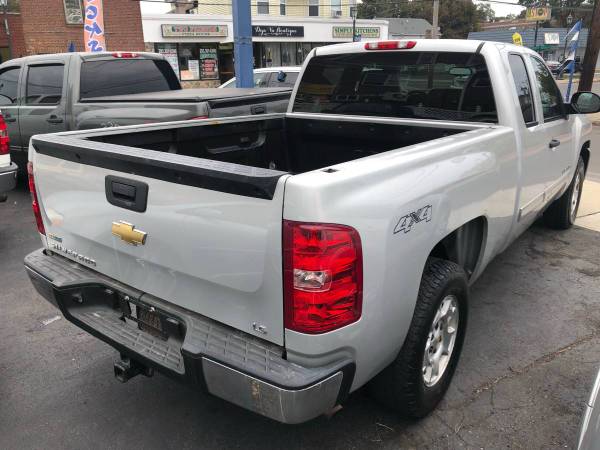 ►* 2011 Chevrolet Silverado 1500-XTRA CAB 4X4 ◄ - cars & trucks - by... for sale in Milford, CT – photo 8