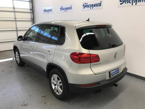 2012 Volkswagen Tiguan 4WD 4dr Auto S w/Sunroof - - by for sale in Eugene, OR – photo 5