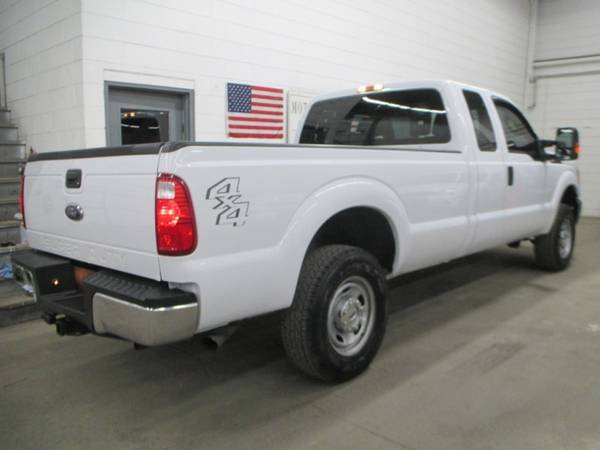 2014 Ford Super Duty F-250 XL 4WD Ext Cab Long Bed V8 Gas F250 for sale in Highland Park, IL – photo 2