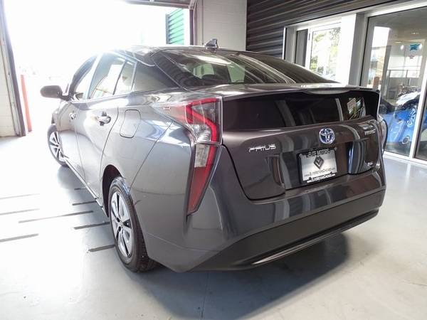 2018 Toyota Prius Four !!Bad Credit, No Credit? NO PROBLEM!! for sale in WAUKEGAN, IL – photo 2