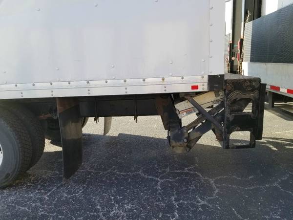 2013 International 4300 24 ft Box Truck/Liftgate for sale in Plant City, FL – photo 12
