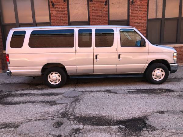 2008 Ford E350 Ext Super Duty 14 Pass Van 96K 1 owner Like New! for sale in Chicago, IL – photo 3