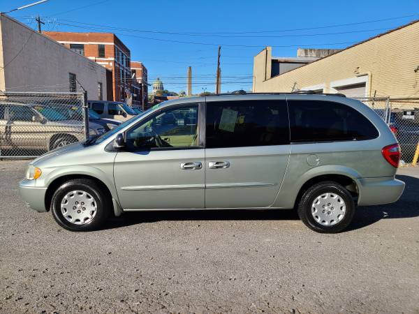 2003 Chrysler Town & Country LX LOCAL TRADE IN IN WARRANTY AVAILABLE... for sale in HARRISBURG, PA – photo 2