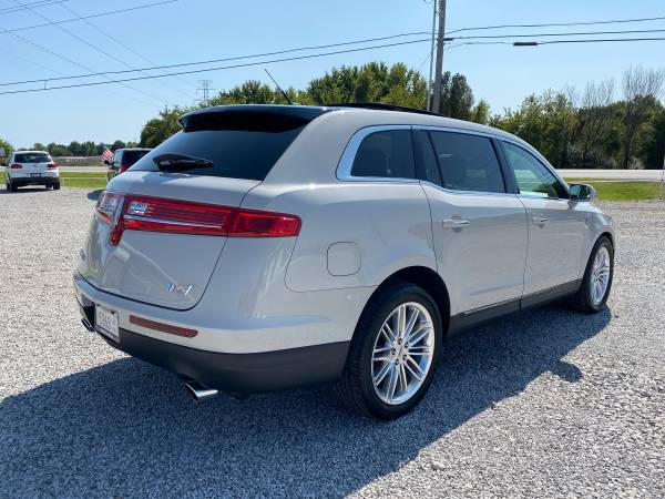 2019 Lincoln MKT - - by dealer - vehicle automotive sale for sale in Broken Arrow, OK – photo 5