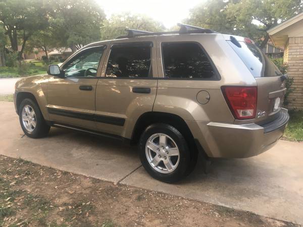 2006 Jeep Grand Cherokee 4x4 - CLEAN! - cars & trucks - by owner -... for sale in Arlington, TX – photo 4