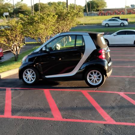 Smart Car Cabriolet ForTwo Passion - cars & trucks - by owner -... for sale in Austin, TX – photo 4