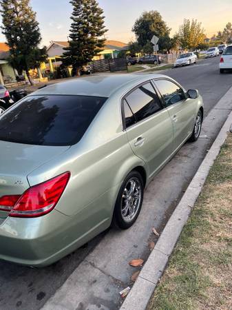 2005 Toyota Avalon - cars & trucks - by owner - vehicle automotive... for sale in Los Angeles, CA – photo 2