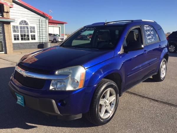 2005 Chevy Equinox - cars & trucks - by dealer - vehicle automotive... for sale in Clear Lake, IA – photo 2