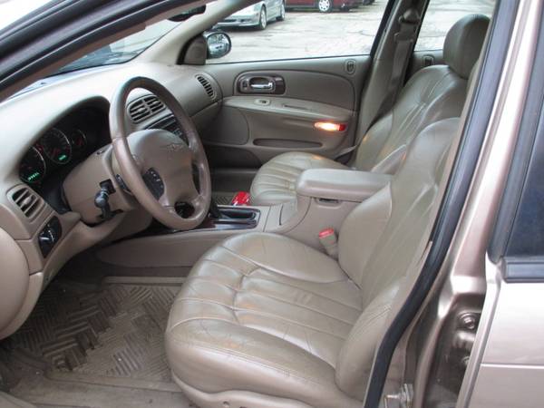 2001 chrysler concord for sale in Youngstown, OH – photo 7