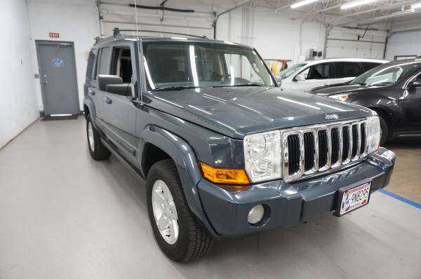 2008 Jeep Commander Sport 4WD/Super clean! Heated seats! - cars & for sale in Eden Prairie, MN – photo 5