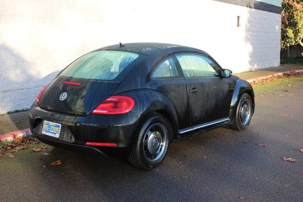 2012 Volkswagon Beetle 2 5L-One Owner - 44, 355Actual for sale in Corvallis, OR – photo 6