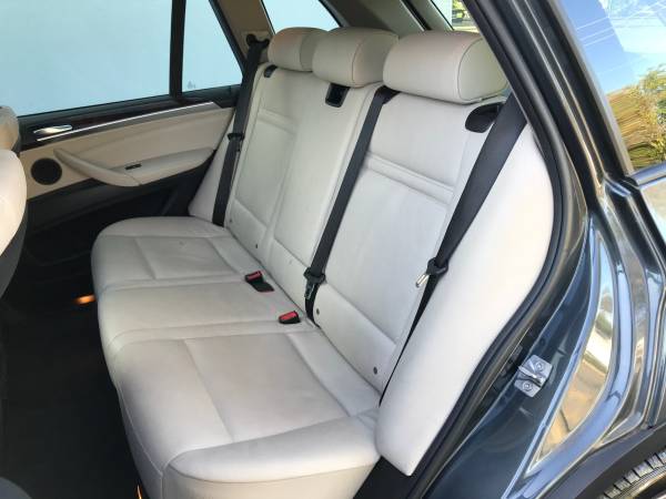 2012 BMW X5 Xdrive Sport 3.5L 3 row seat NO ACCIDENTS - cars &... for sale in Port Monmouth, NY – photo 19