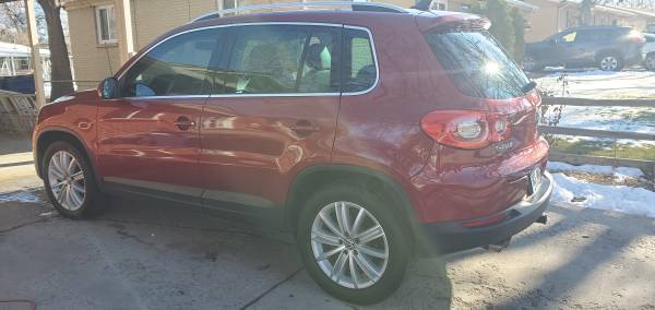 Vendo vw tiguan awd 2010 turbo - cars & trucks - by owner - vehicle... for sale in Aurora, CO – photo 3