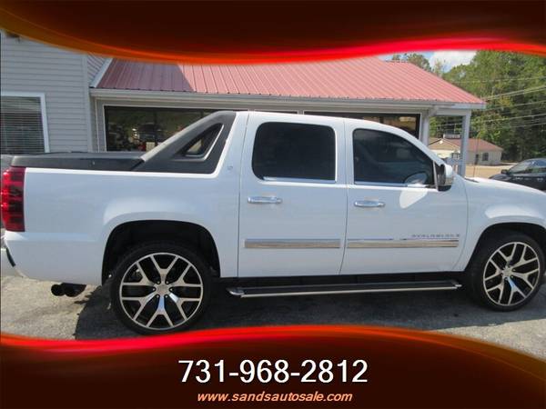 2009 CHEVROLET AVALANCHE, LEATHER, BLUETOOTH, TV/DVD, EXTRA CLEAN!! VE for sale in Lexington, TN – photo 18