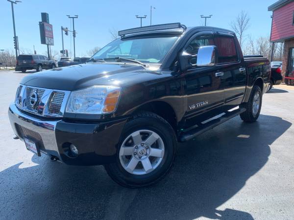 2006 Nissan Titan LE Crew Cab 4X4 - Loaded - Low miles! - cars & for sale in Oak Forest, IL – photo 3