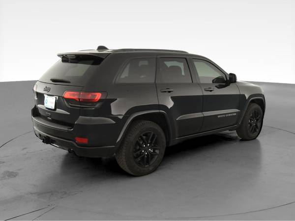 2018 Jeep Grand Cherokee High Altitude Sport Utility 4D suv Black -... for sale in Phoenix, AZ – photo 11
