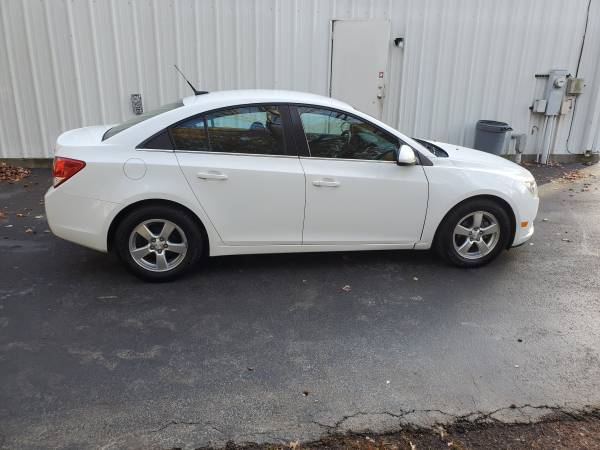 2013 Chevy Cruze $80wk - cars & trucks - by dealer - vehicle... for sale in Bentonville, AR – photo 2