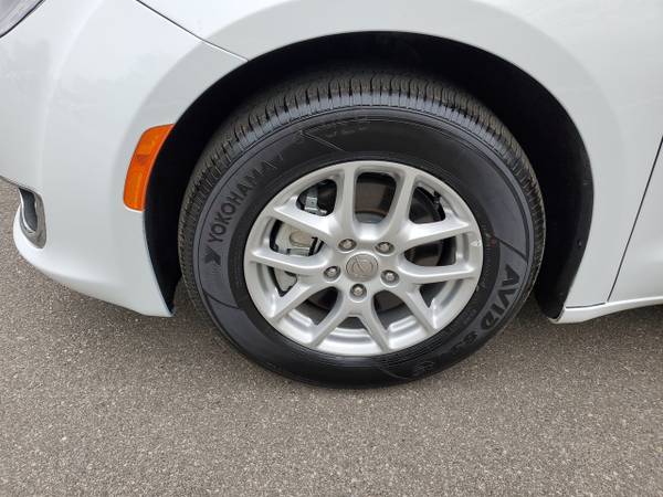 2020 Chrysler Pacifica Touring L with 12K miles 90 Day Warranty! for sale in Jordan, MN – photo 9