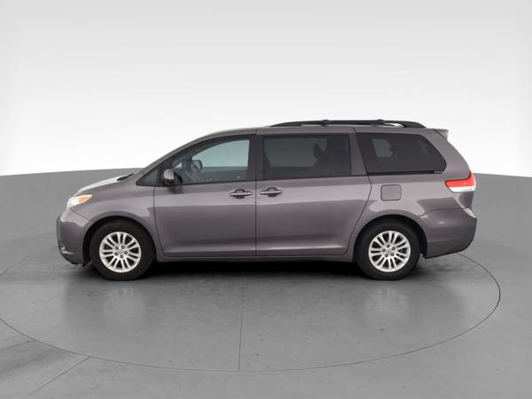 2012 Toyota Sienna XLE Minivan 4D van Gray - FINANCE ONLINE - cars &... for sale in Nashville, TN – photo 5